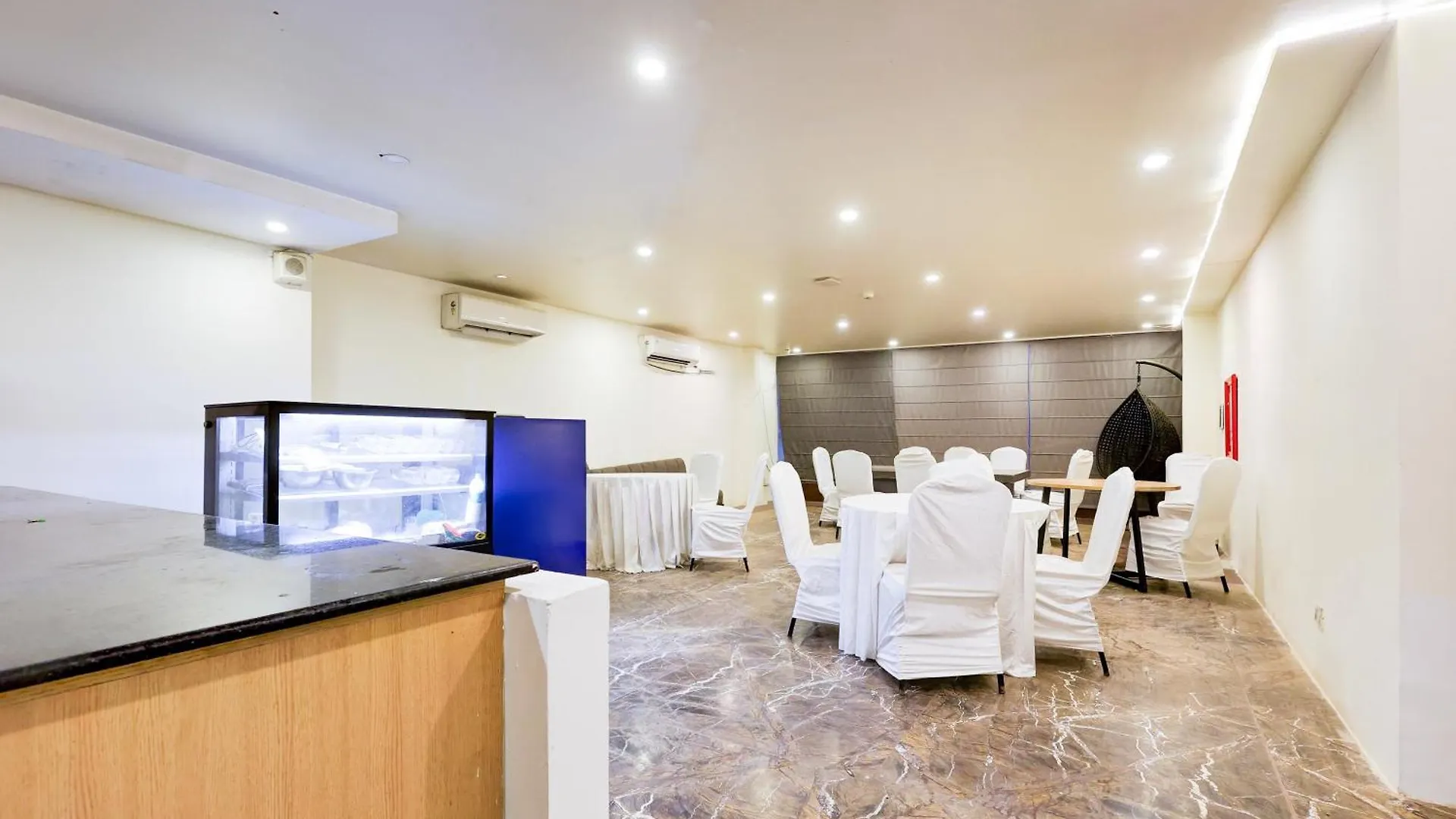 Hotel Super Townhouse Sector 57 Gurgaon Near Hong Kong Bazaar